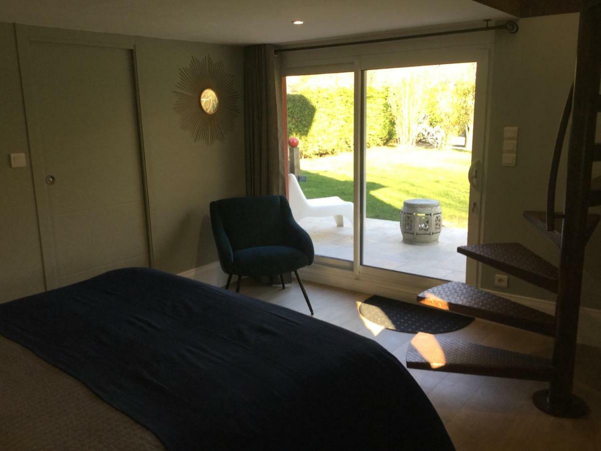 River Room Ganzeville Bagian luar foto