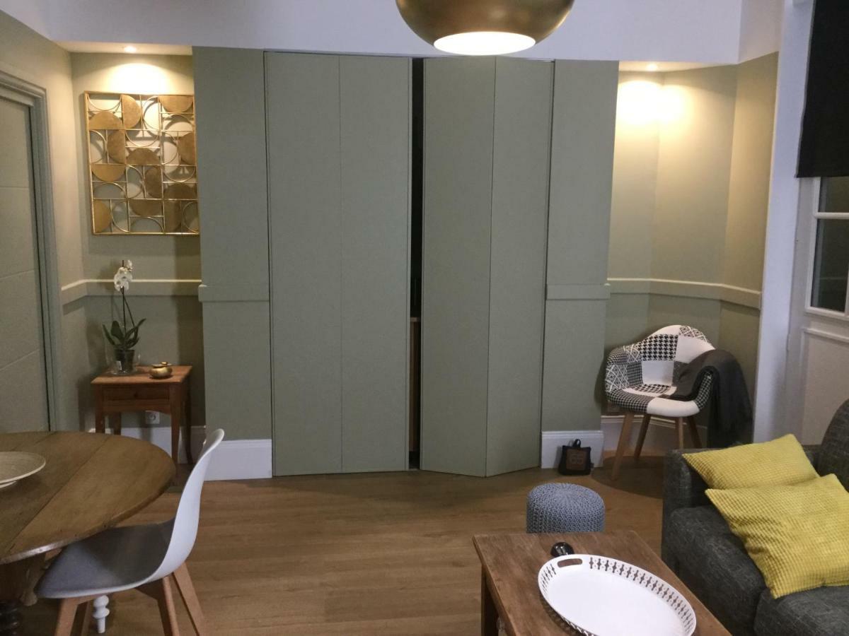 River Room Ganzeville Bagian luar foto